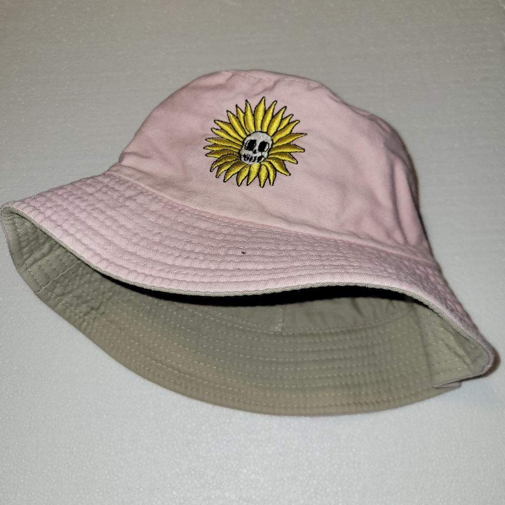 Unisex Y2K bucket hat